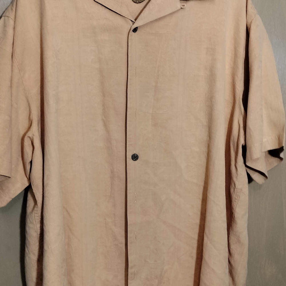 Men's Tan Short Sleeve Carribean Shirt Comfy And Casual Hawaiian
